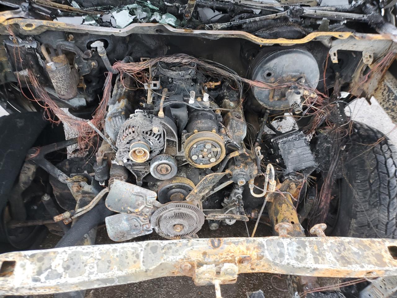 2002 Dodge RAM - Image 12