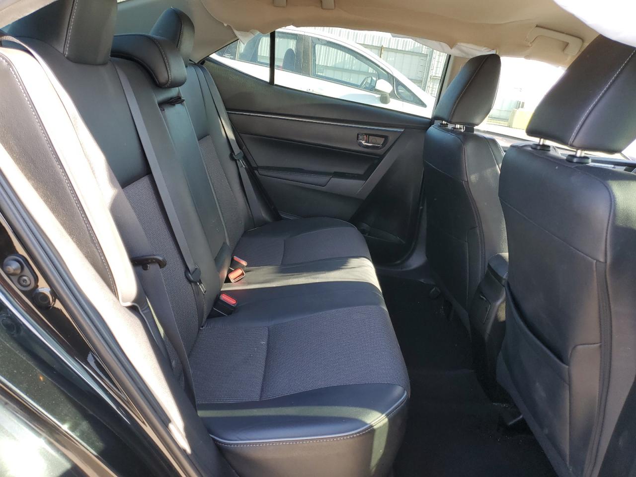 2016 Toyota Corolla - Image 10