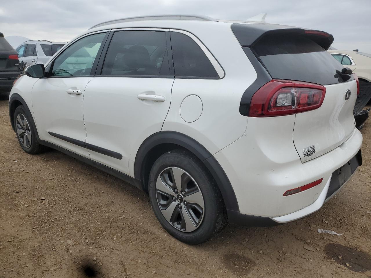 2019 Kia Niro - Image 2