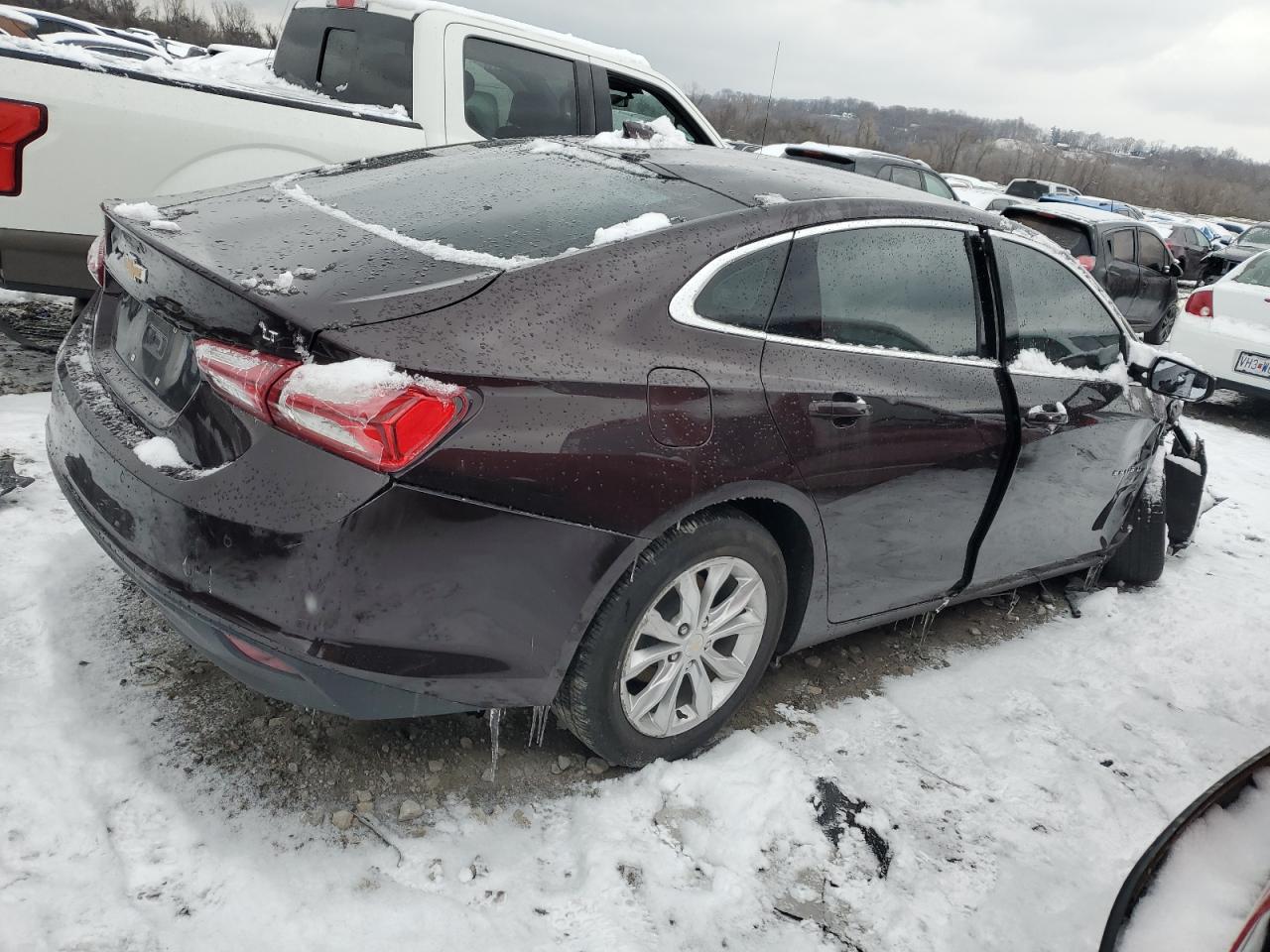 2020 Chevrolet Malibu - Image 3