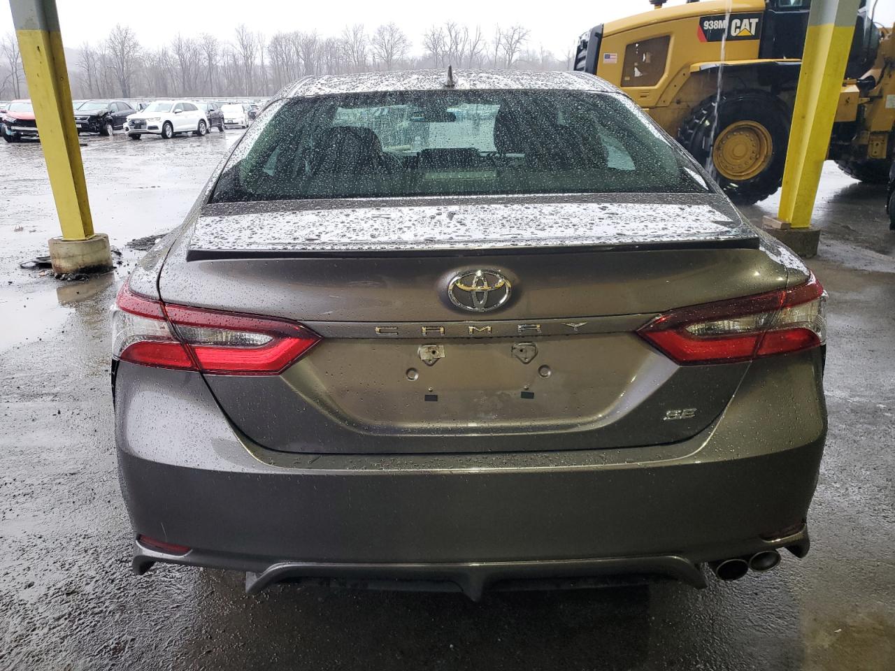 2022 Toyota Camry - Image 6