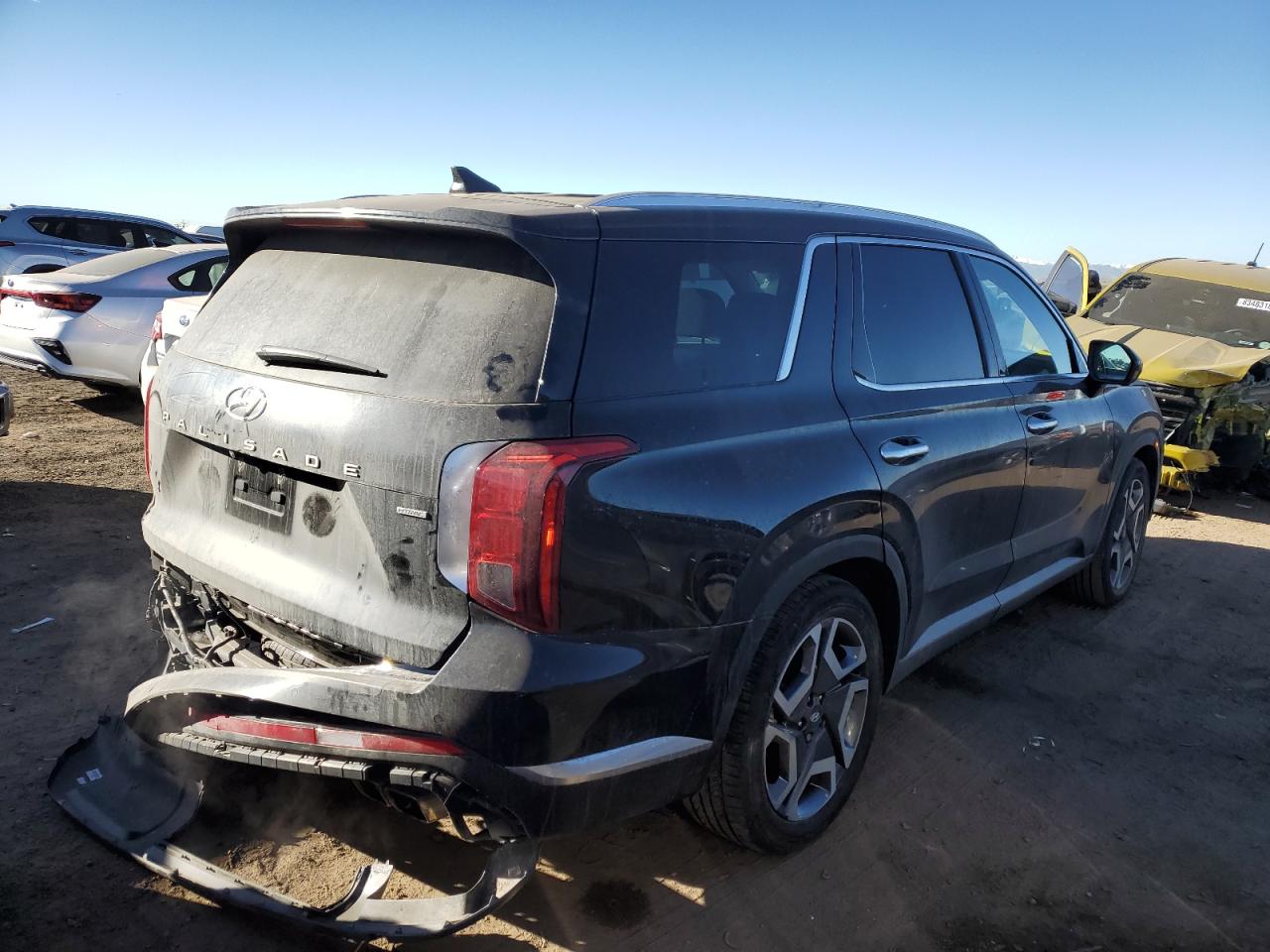 2024 Hyundai Palisade - Image 3