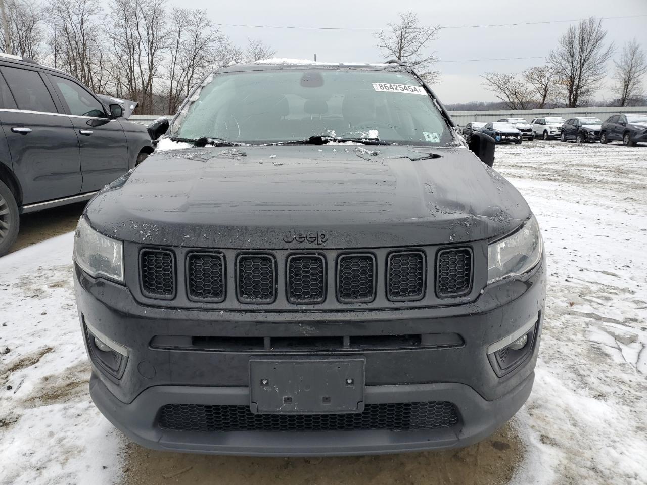 2020 Jeep Compass - Image 5