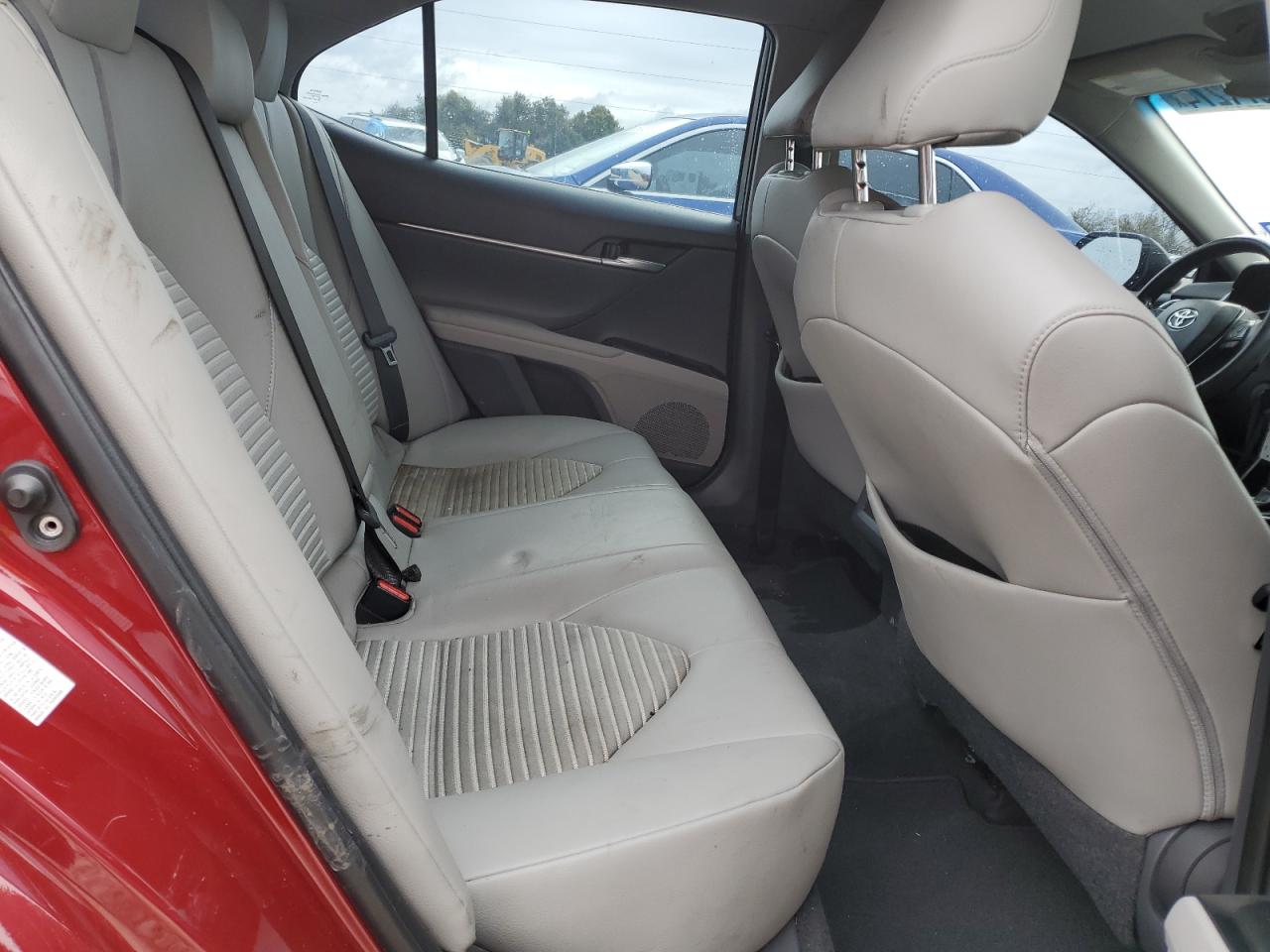 2018 Toyota Camry - Image 10