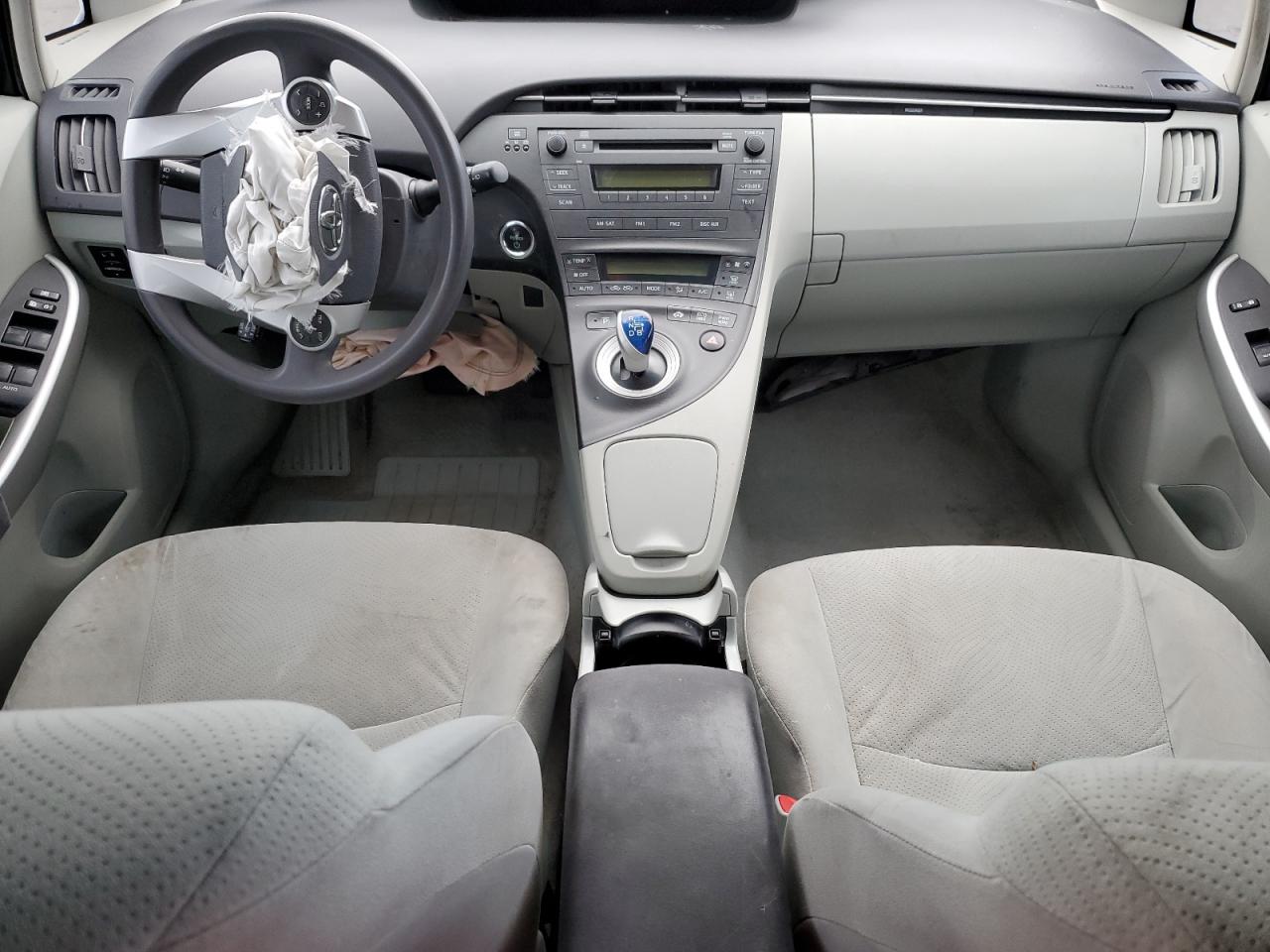 2010 Toyota Prius - Image 8