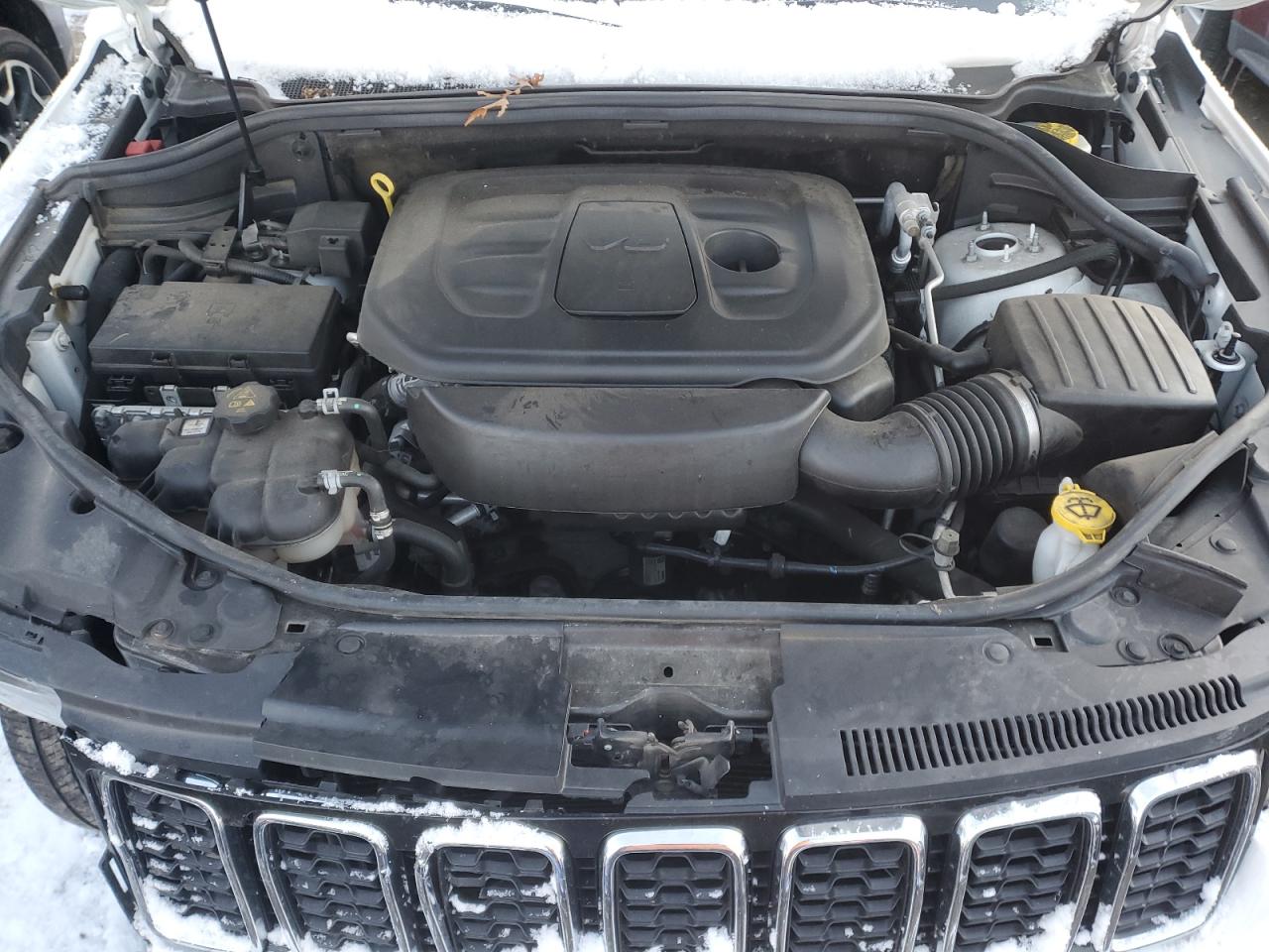 2019 Jeep Grand Cherokee - Image 12