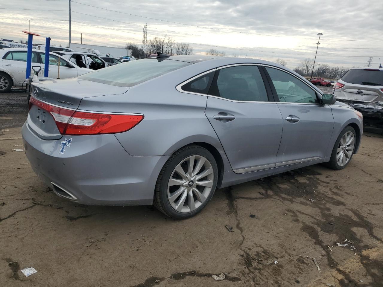 VIN KMHFH4JG1EA413807 2014 HYUNDAI AZERA no.3