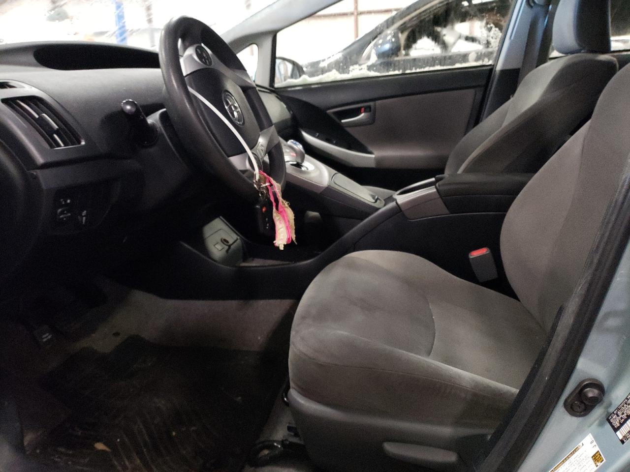 2014 Toyota Prius - Image 7