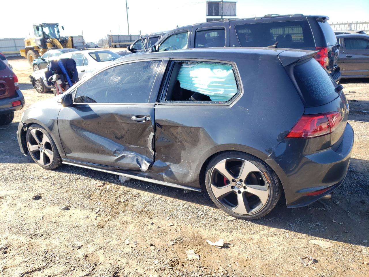 2016 Volkswagen GTI - Image 2