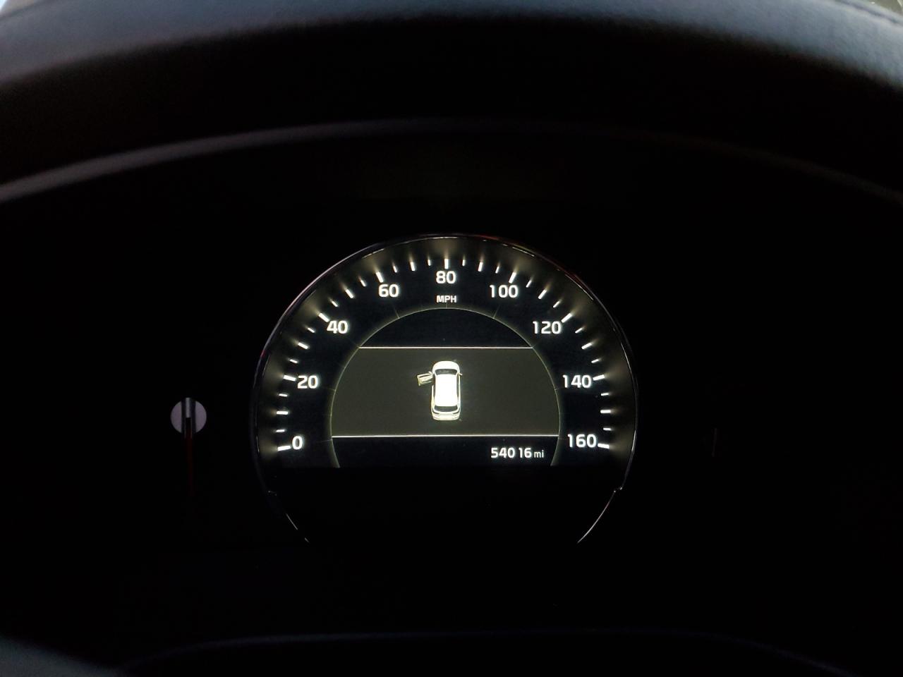 2020 Kia Sorento - Image 9