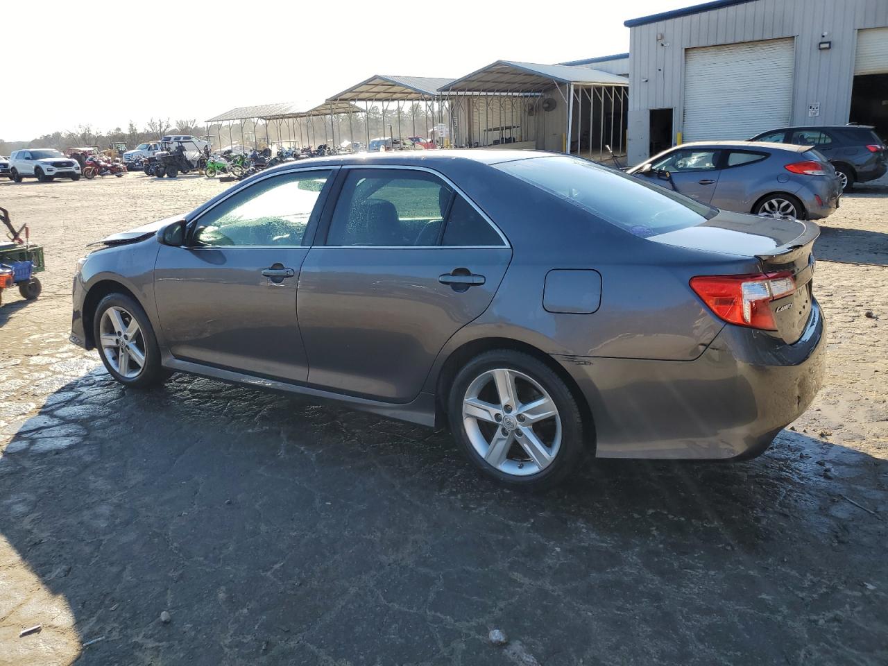 2014 Toyota Camry - Image 2