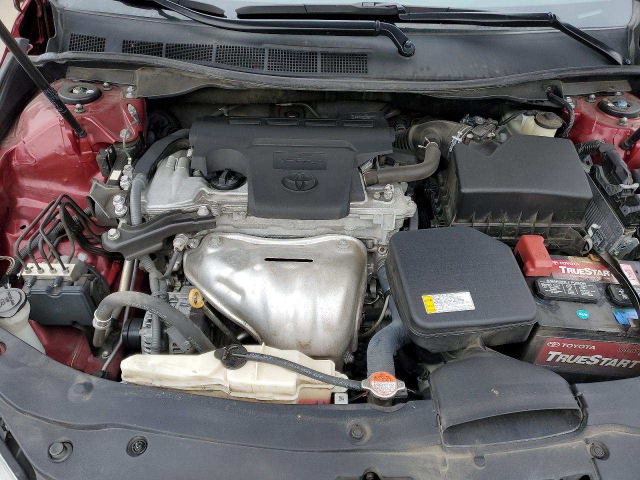 2016 Toyota Camry - Image 11