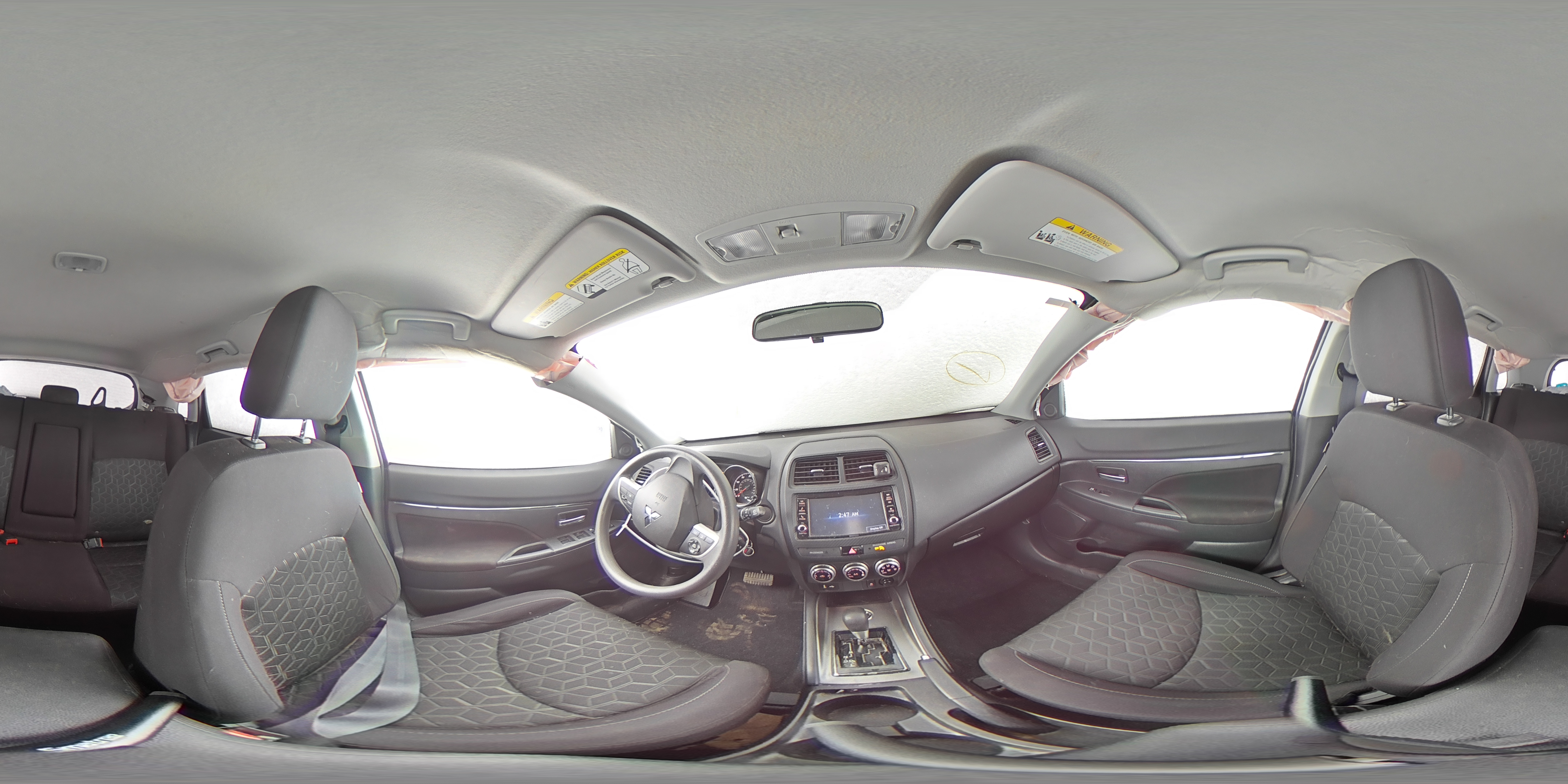 2020 Mitsubishi Outlander - Image 14