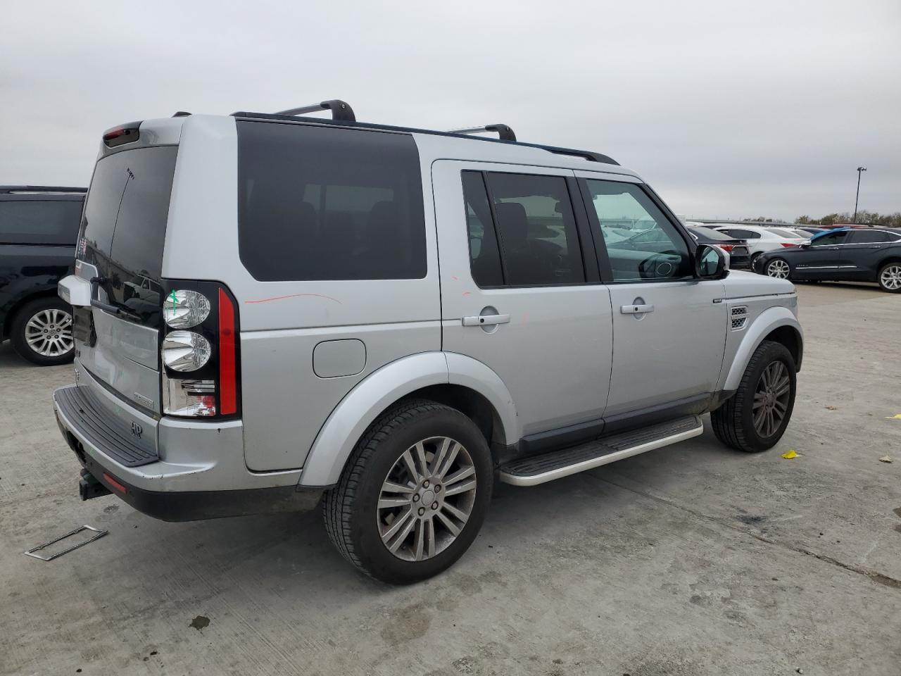 VIN SALAK2V63FA767876 2015 LAND ROVER LR4 no.3