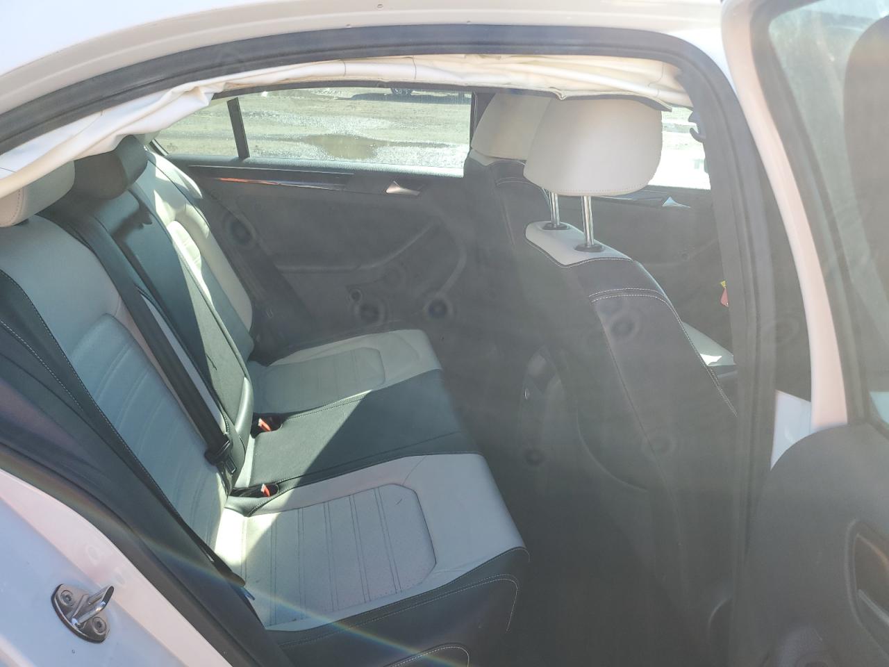 2015 Volkswagen Jetta Se VIN: 3VWD17AJ3FM327591 Lot: 53050075