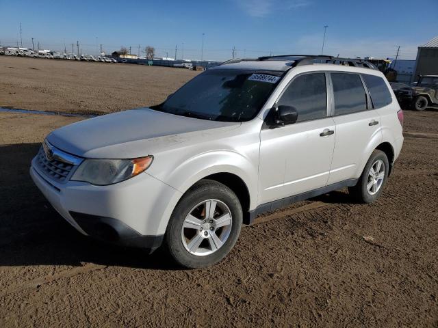 Паркетники SUBARU FORESTER 2013 Белы