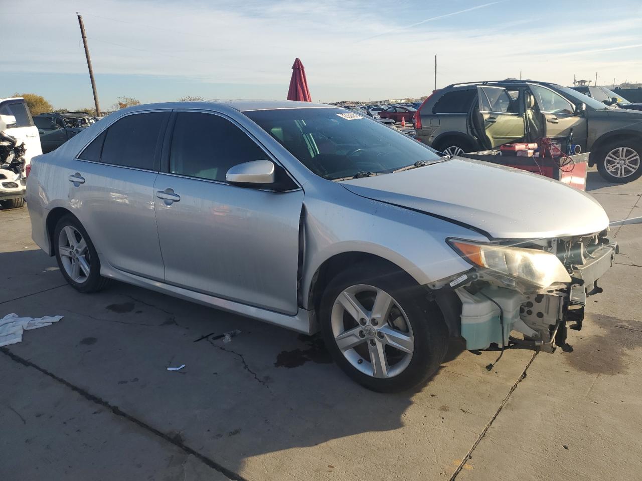 2014 Toyota Camry - Image 4