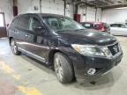 2013 Nissan Pathfinder S იყიდება Marlboro-ში, NY - Front End