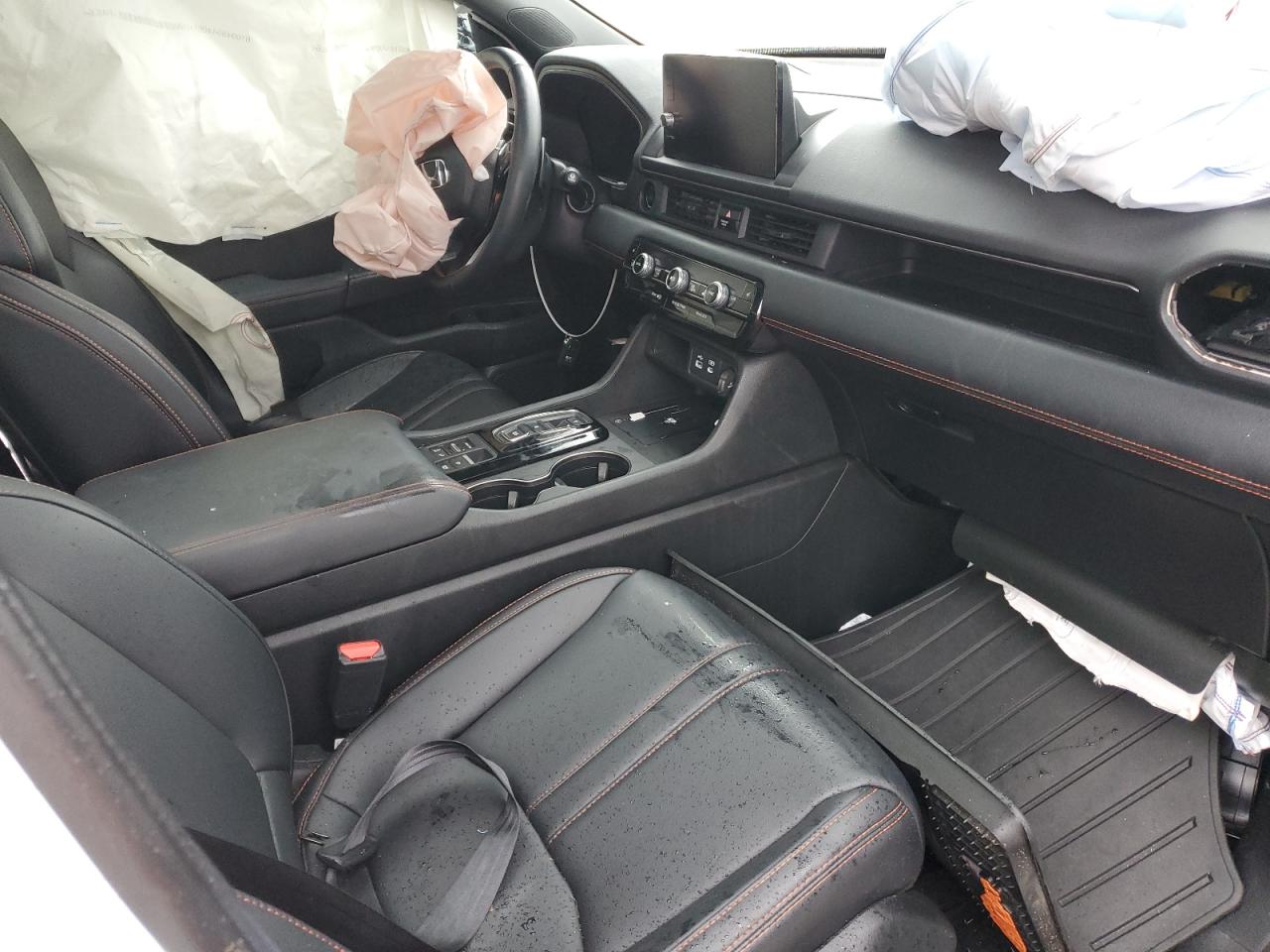 2024 Honda Pilot - Image 8
