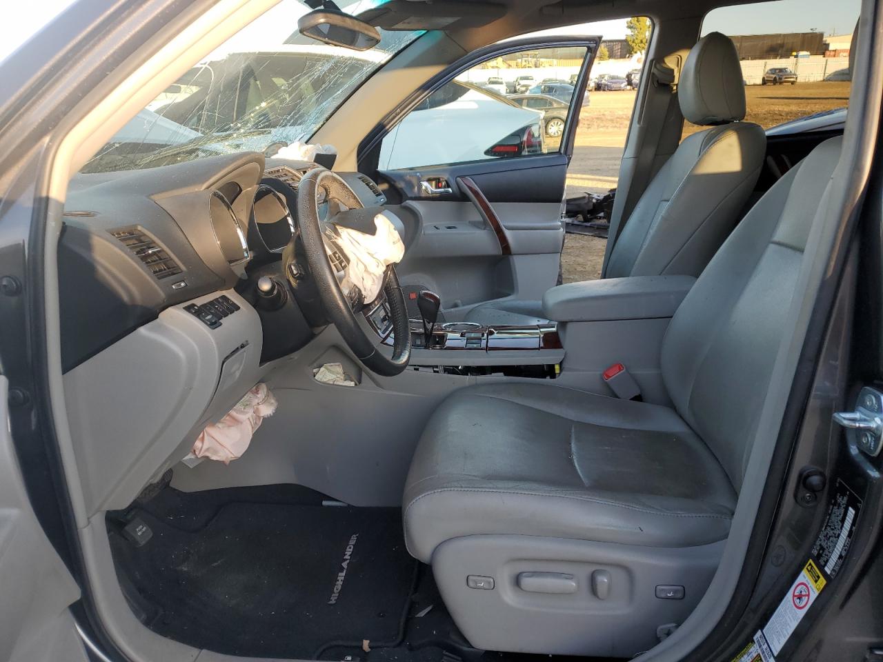 2012 Toyota Highlander - Image 7