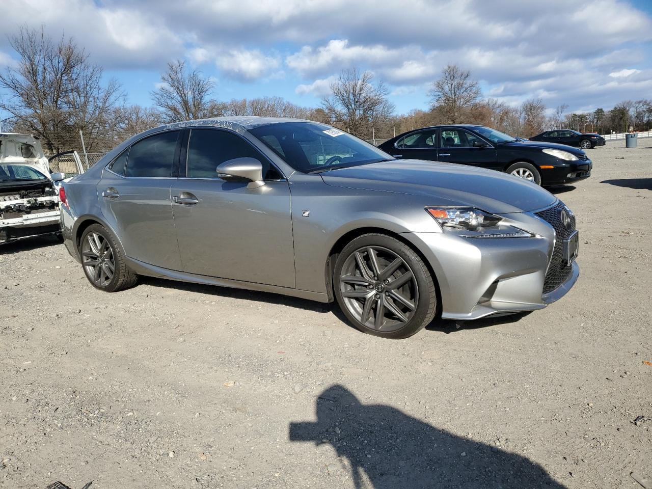 2016 Lexus IS - Image 4