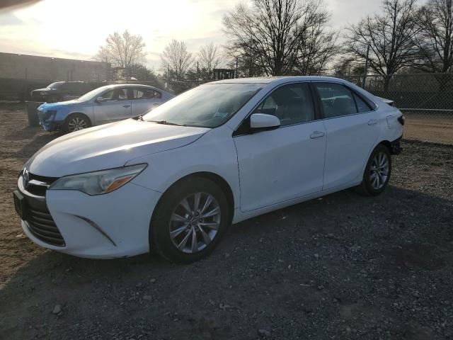  TOYOTA CAMRY 2015 White