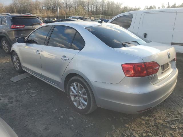  VOLKSWAGEN JETTA 2012 Белый