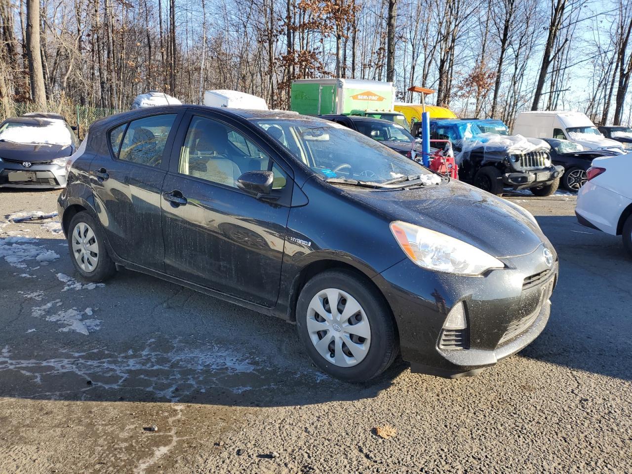 VIN JTDKDTB36D1552673 2013 TOYOTA PRIUS no.4