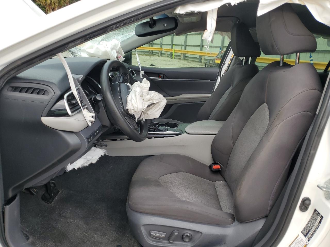 2018 Toyota Camry - Image 7