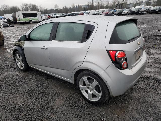  CHEVROLET SONIC 2015 Серебристый