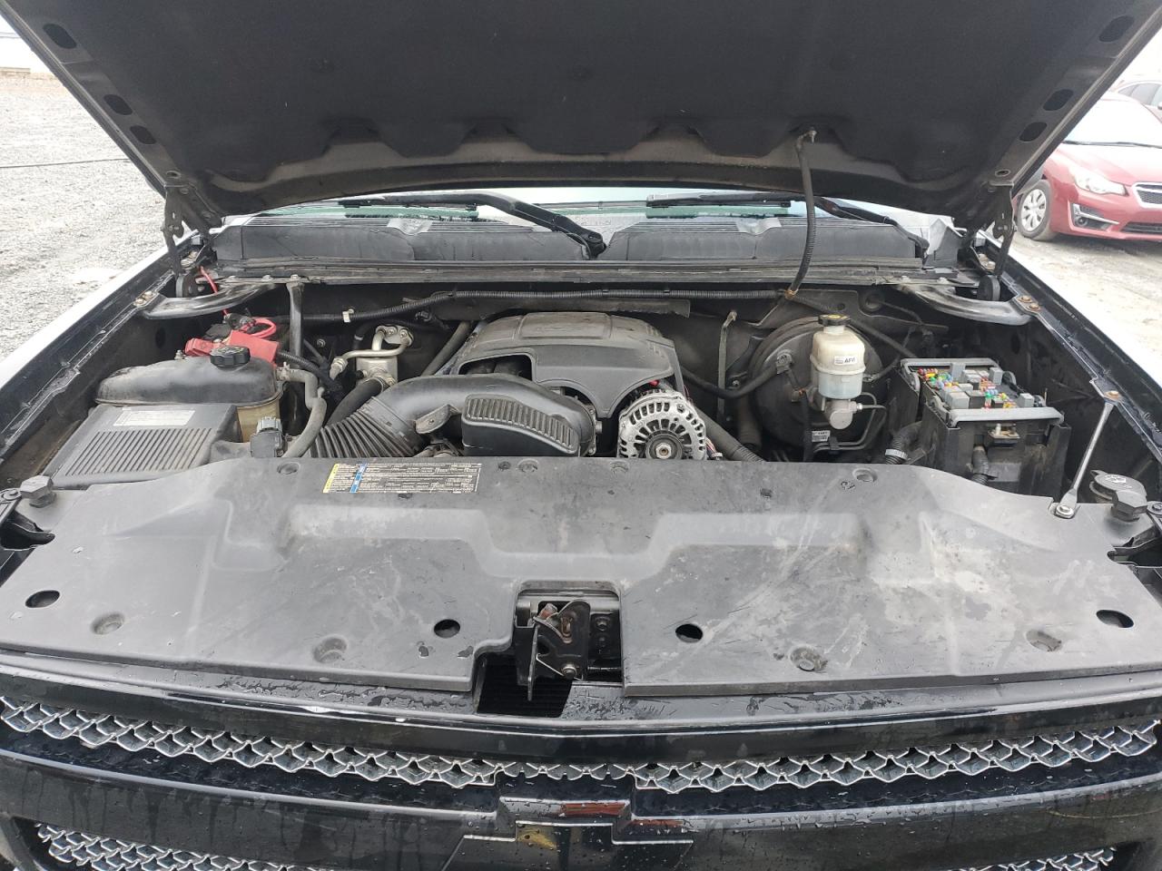 2010 Chevrolet Silverado - Image 11