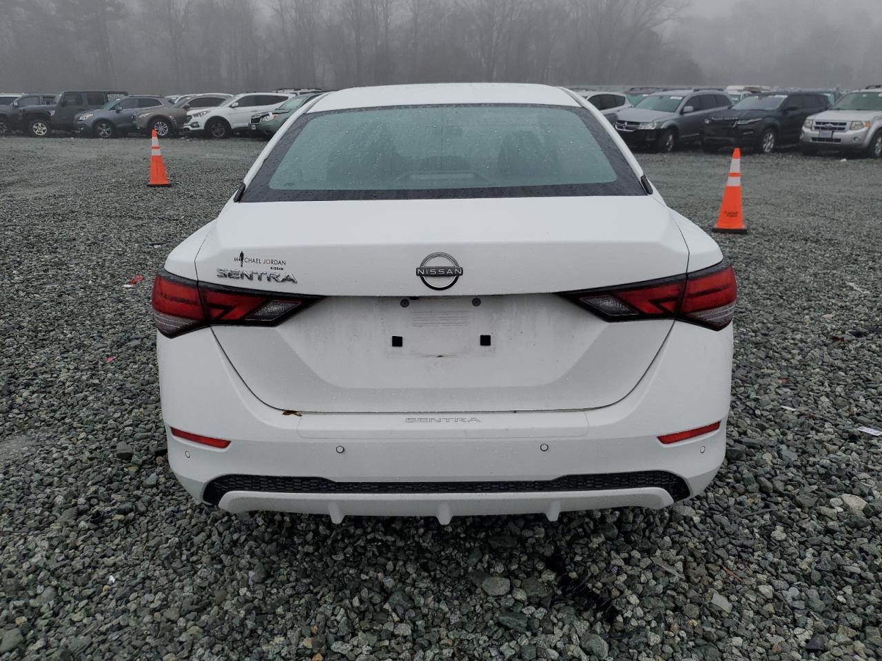 2024 Nissan Sentra - Image 6