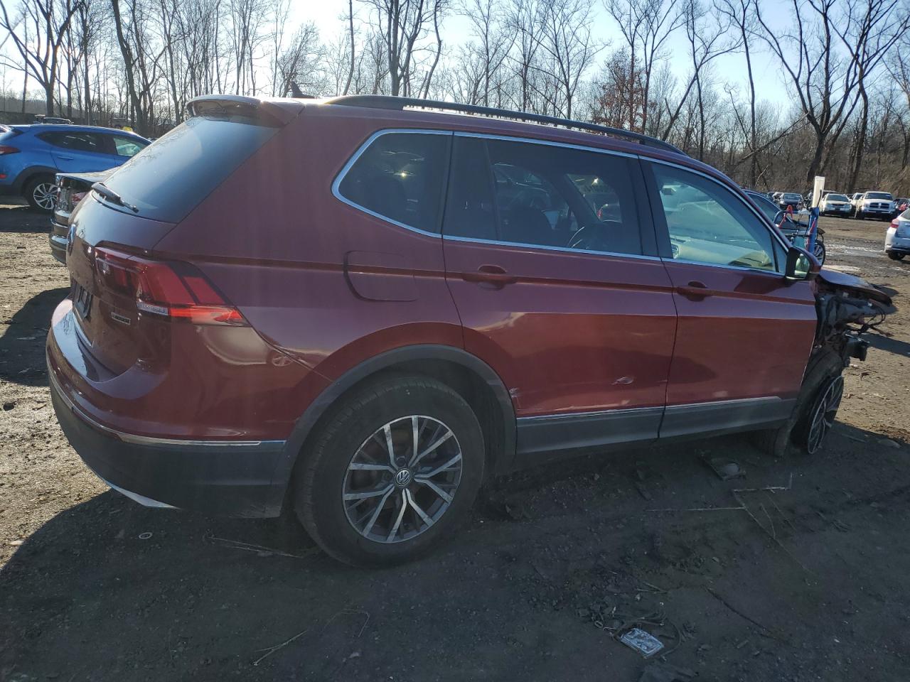 2020 Volkswagen Tiguan - Image 3