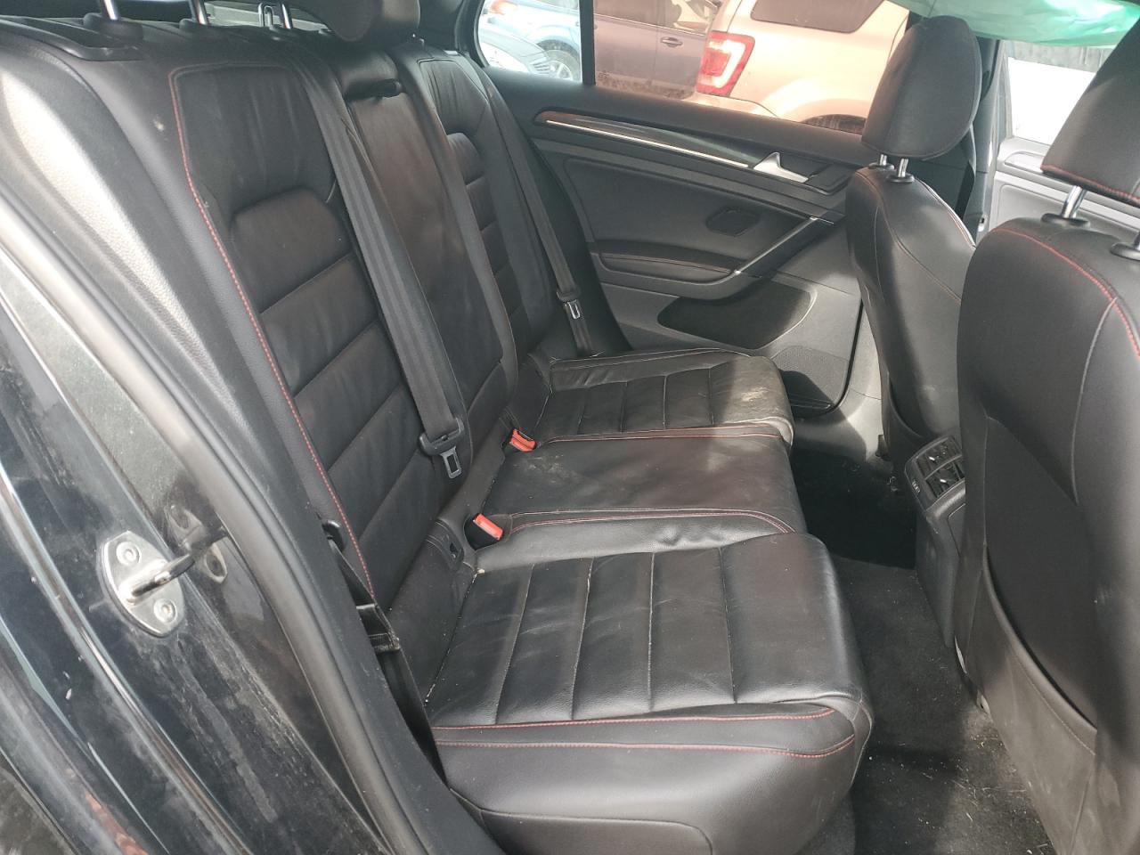 2015 Volkswagen Gti VIN: 3VW5T7AU4FM047087 Lot: 84506894