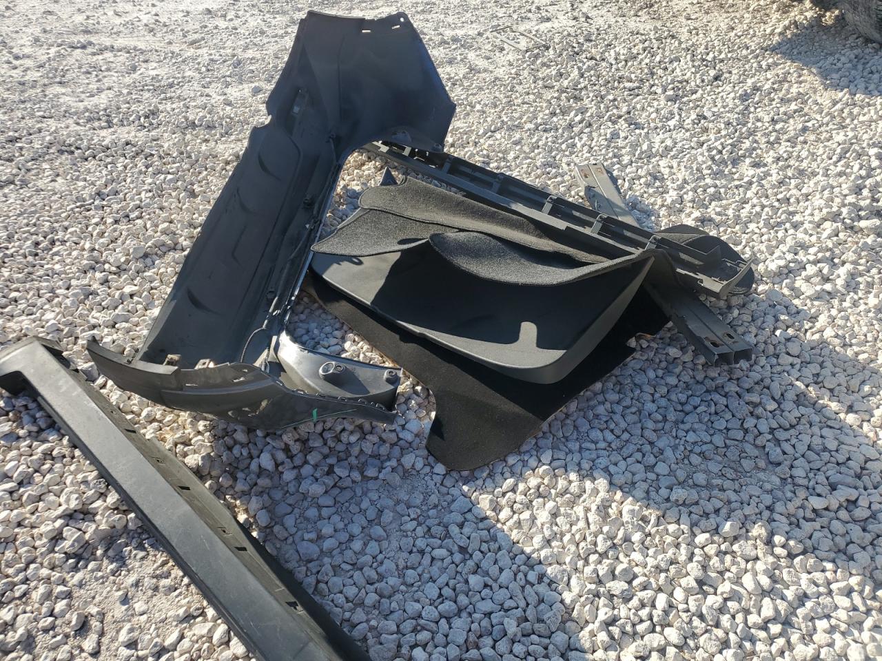 2021 Nissan Kicks - Image 13