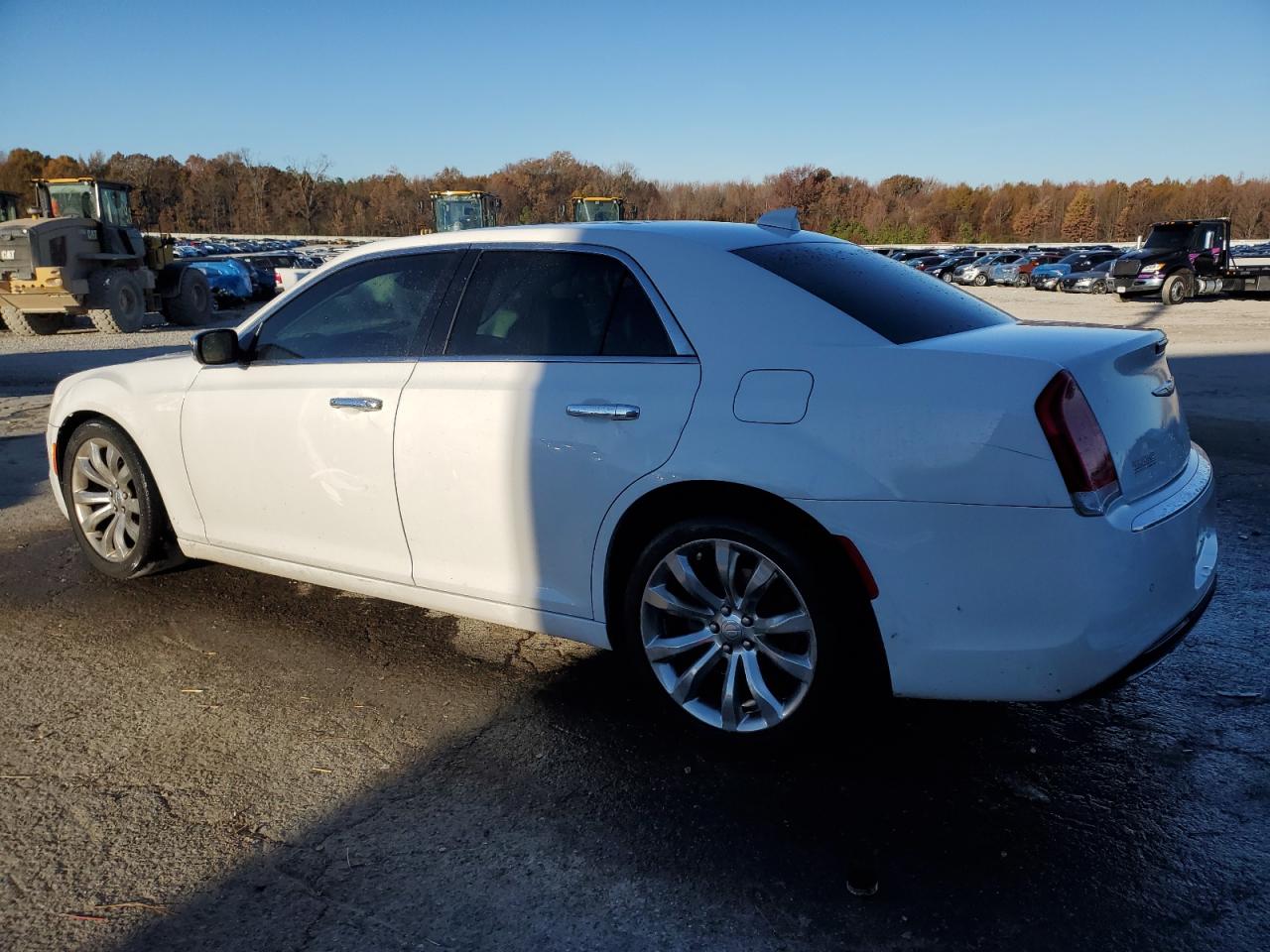 VIN 2C3CCAEG3HH586480 2017 CHRYSLER 300 no.2