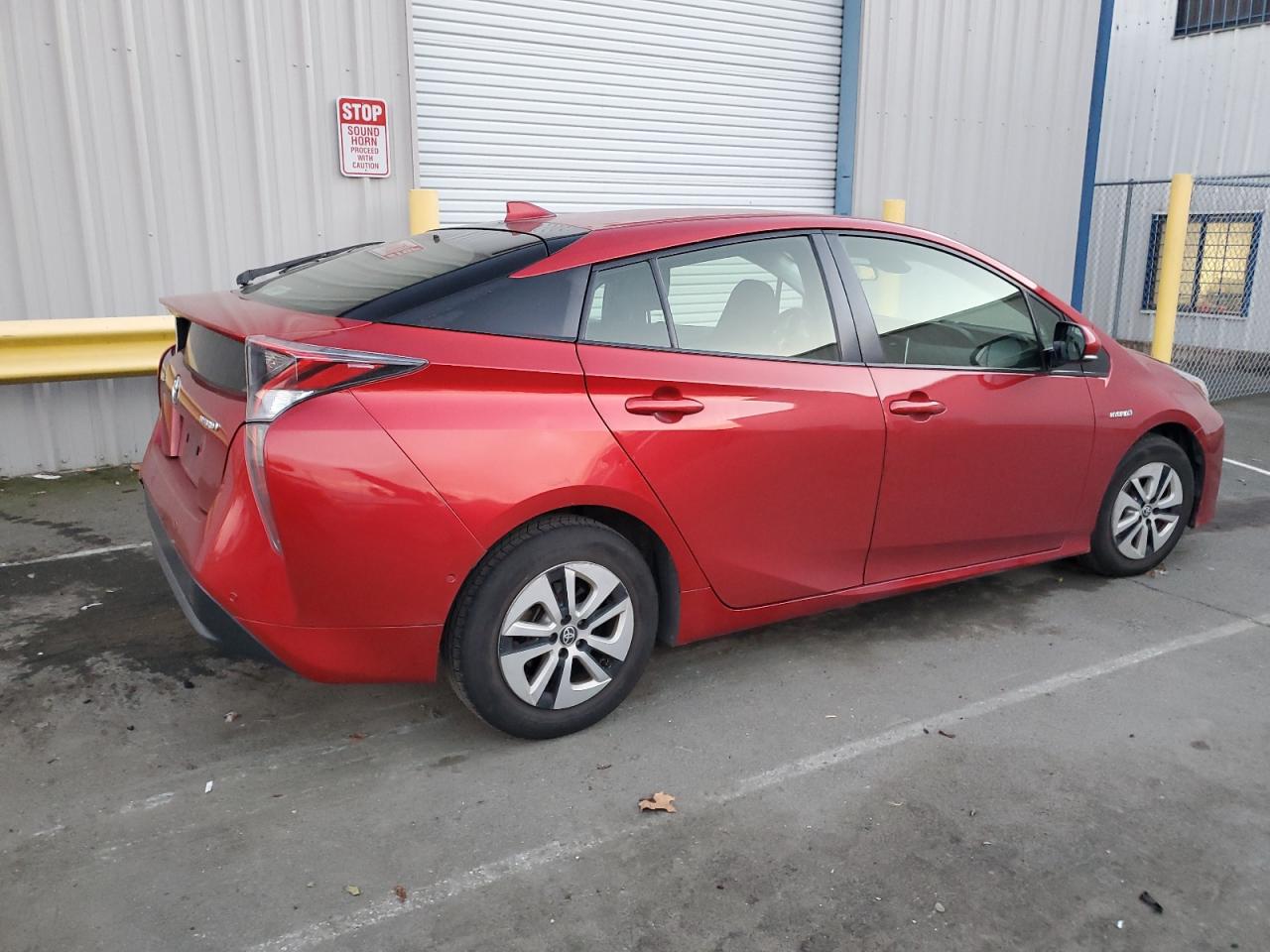 VIN JTDKBRFU2H3570447 2017 TOYOTA PRIUS no.3