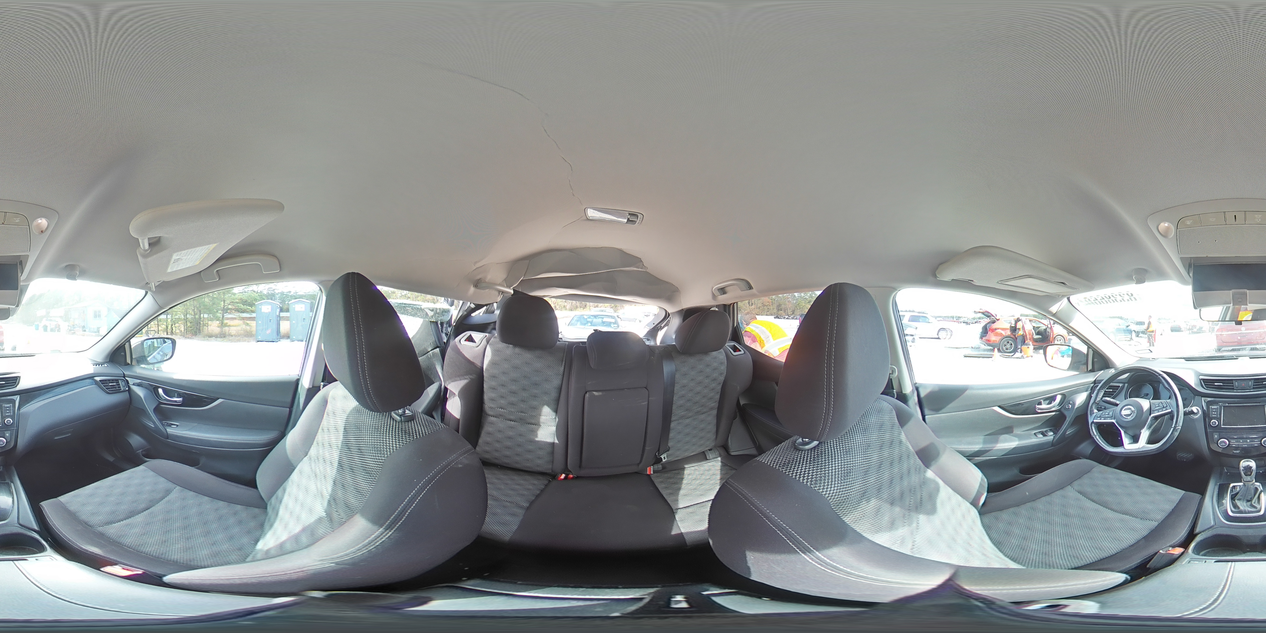 2020 Nissan Rogue - Image 15