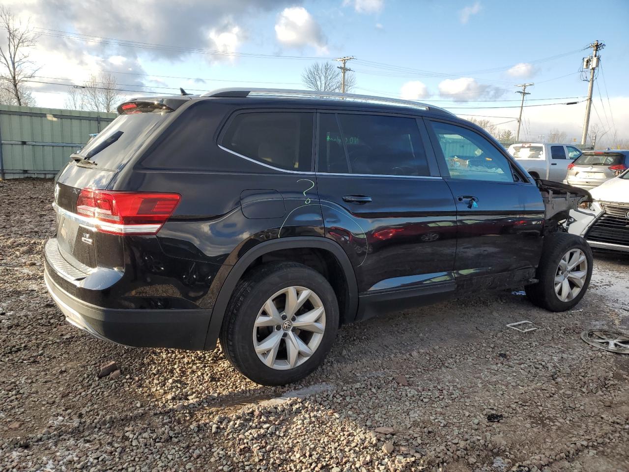 VIN 1V2LR2CA3JC514460 2018 VOLKSWAGEN ATLAS no.3