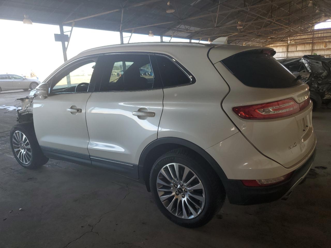 VIN 5LMTJ3DH6JUL18851 2018 LINCOLN MKC no.2