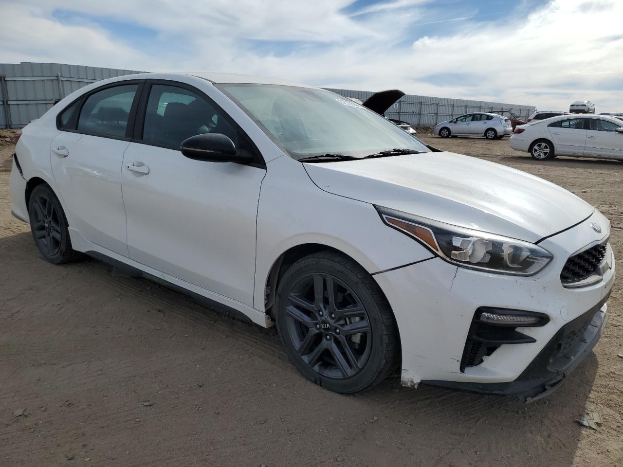 2021 Kia Forte - Image 4