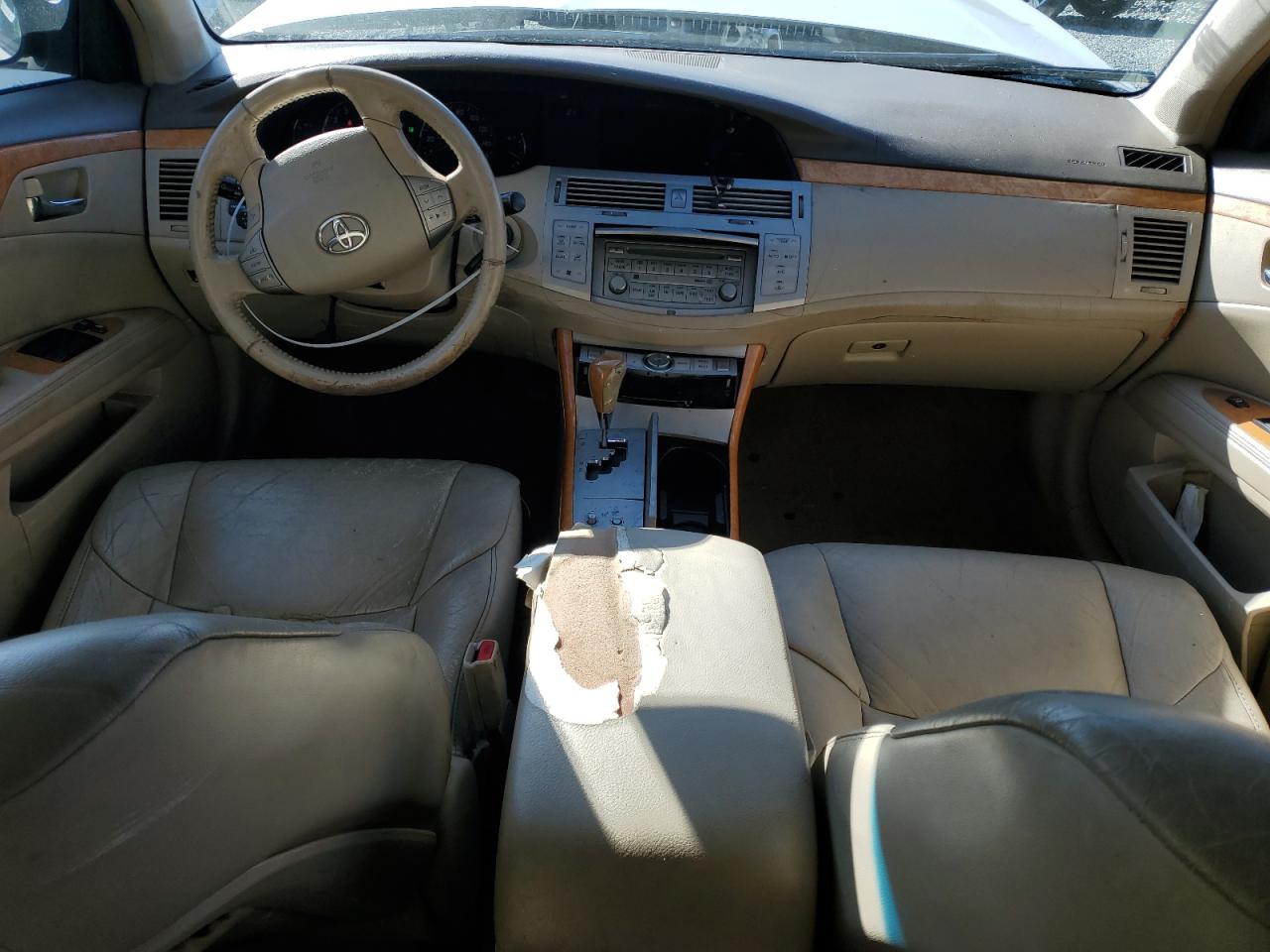 2006 Toyota Avalon - Image 8