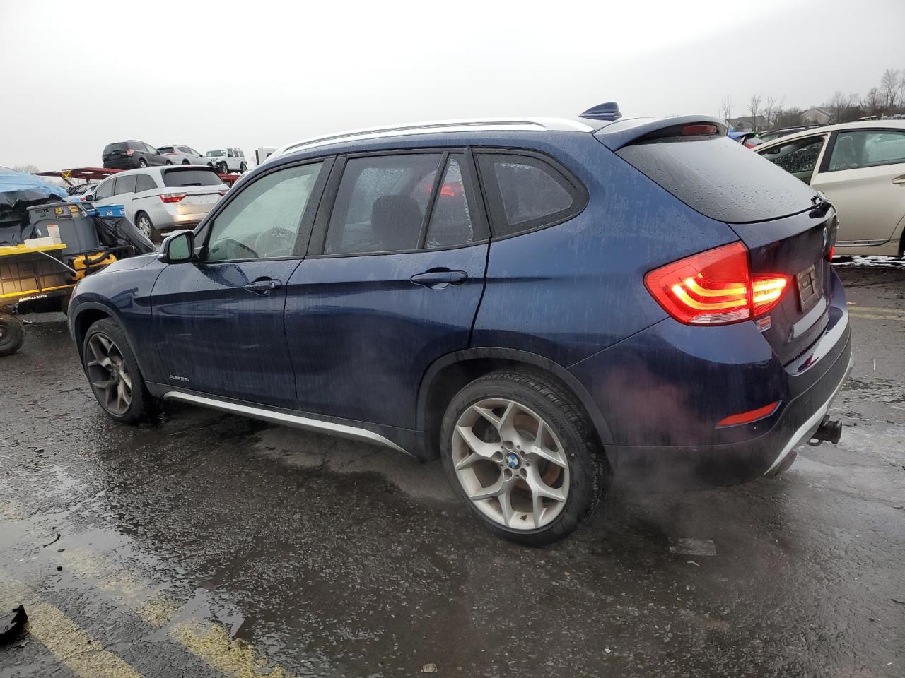 VIN WBAVL1C58FVY33595 2015 BMW X1 no.2