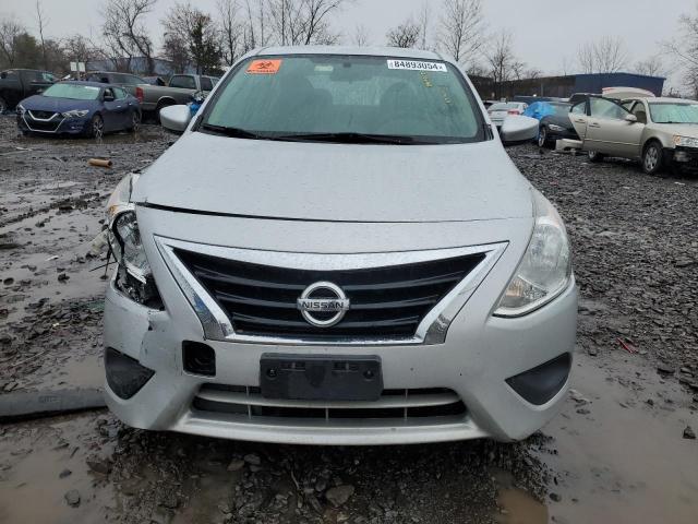 NISSAN VERSA 2019 Silver