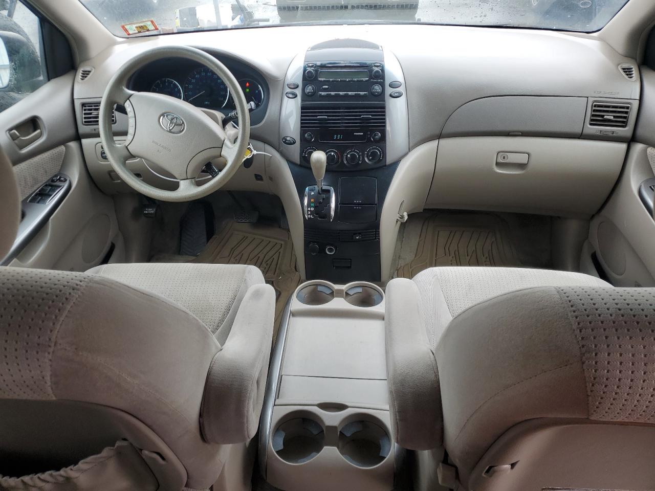 2008 Toyota Sienna - Image 8