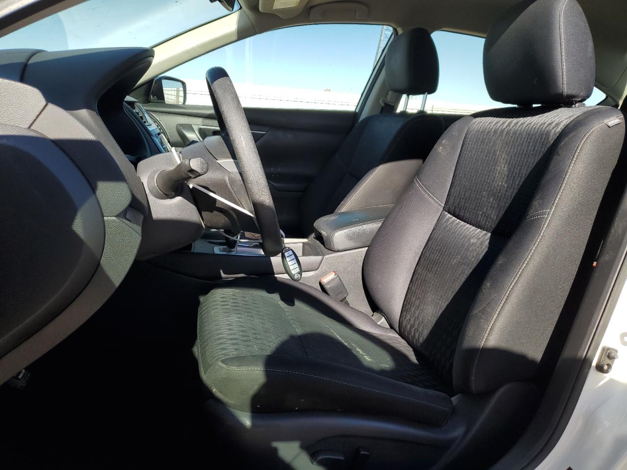2016 Nissan Altima - Image 7