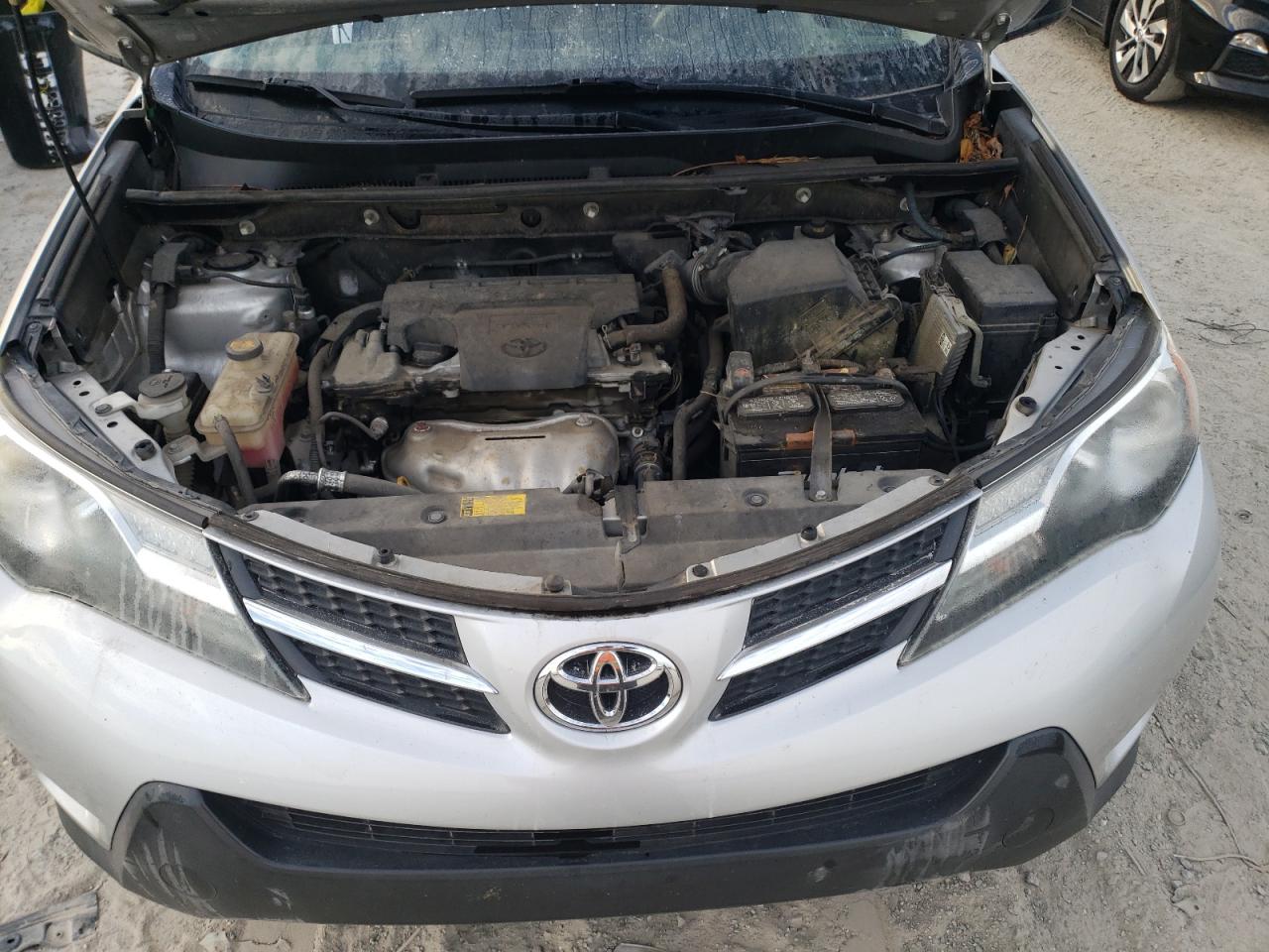 VIN JTMZFREV0DD015823 2013 TOYOTA RAV4 no.12