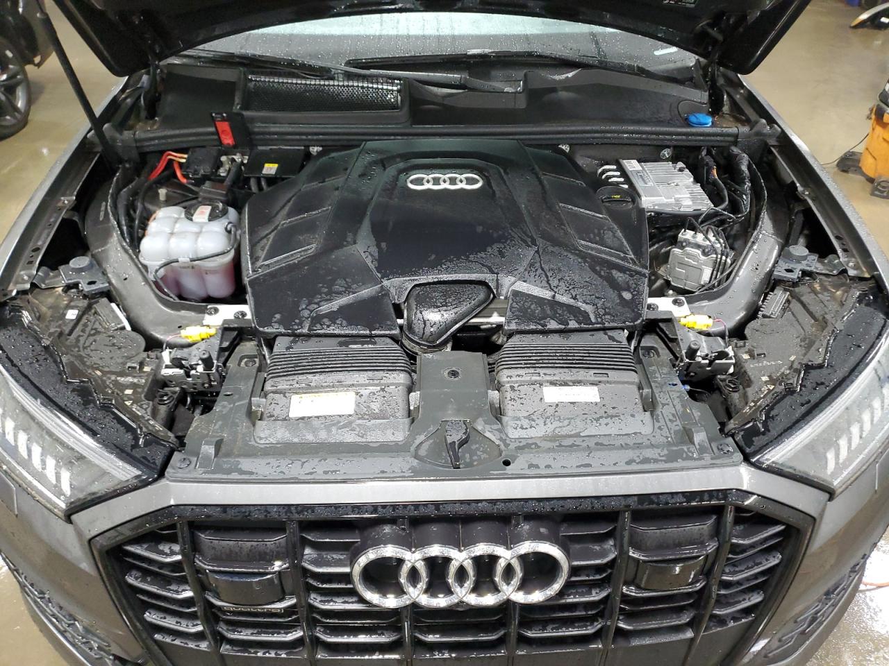 2024 Audi Q7 - Image 13