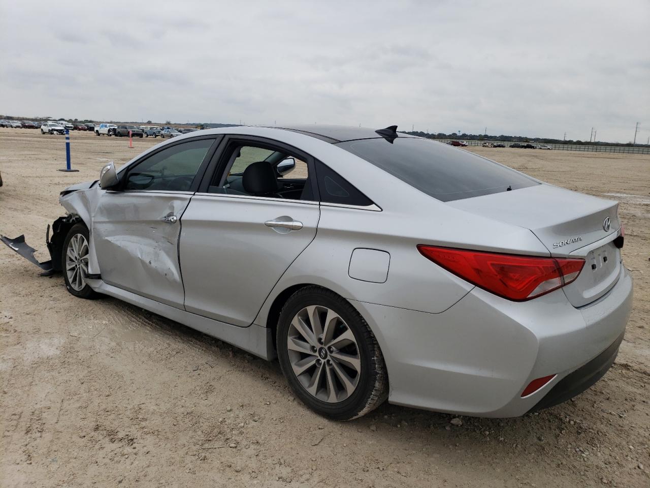 VIN 5NPEC4AC2EH887964 2014 HYUNDAI SONATA no.2