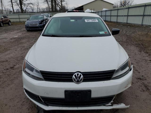  VOLKSWAGEN JETTA 2014 Белы